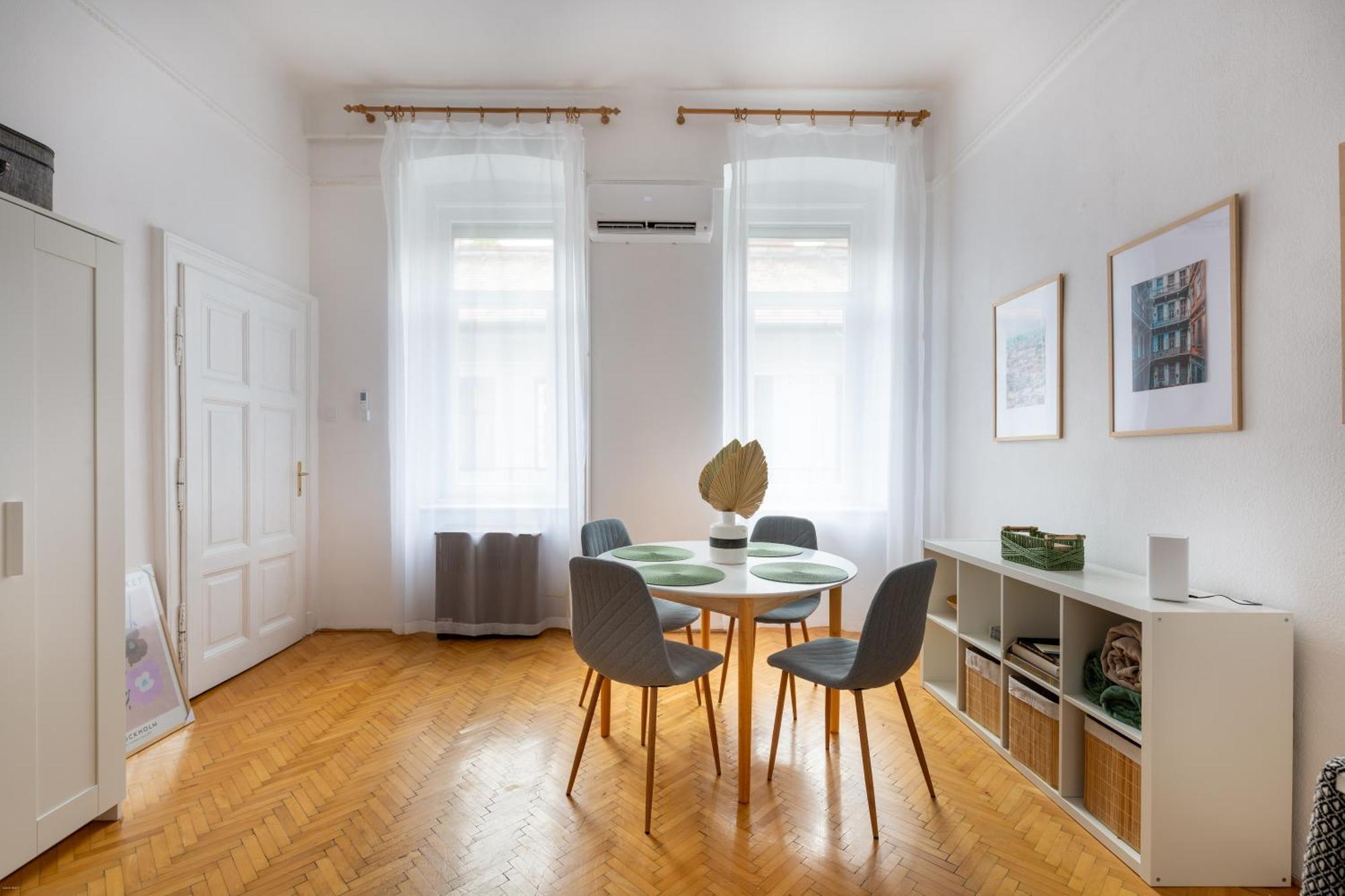 Jp23 Janos Pal Papa Apartment Budapest Eksteriør billede